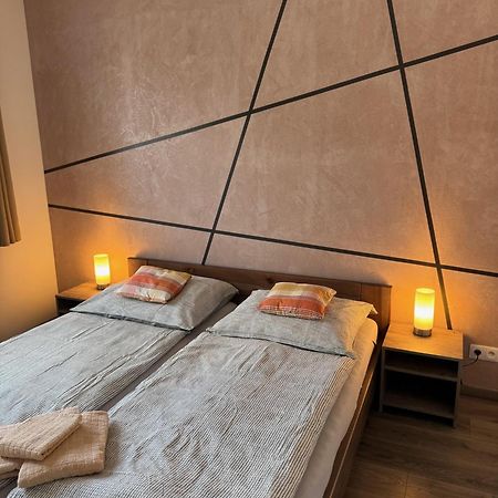 Apartmany Catalina Nesvady Zewnętrze zdjęcie