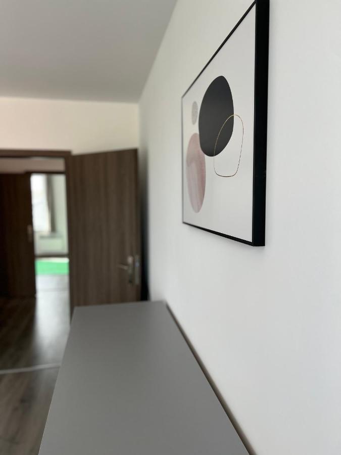 Apartmany Catalina Nesvady Zewnętrze zdjęcie