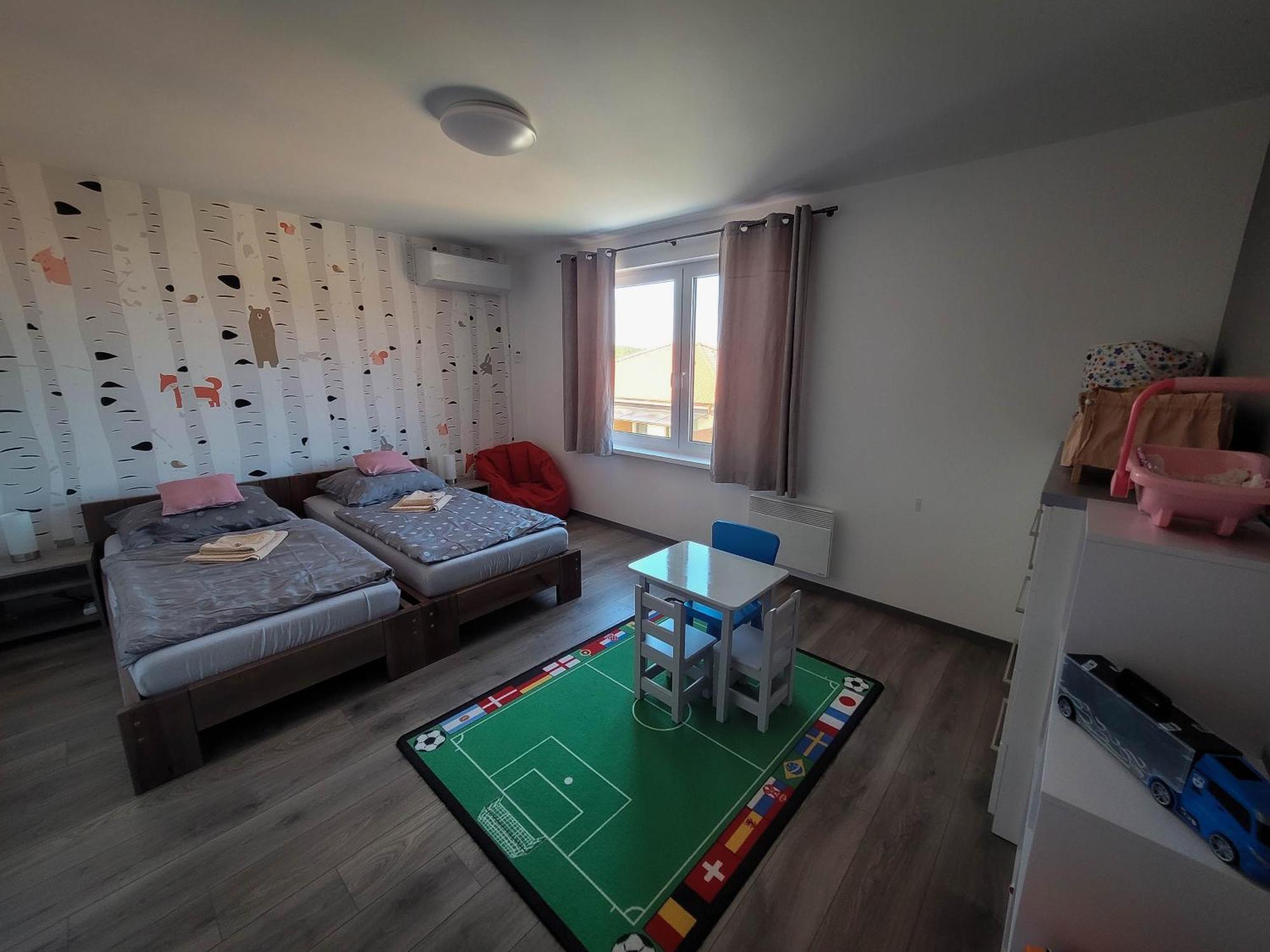 Apartmany Catalina Nesvady Zewnętrze zdjęcie