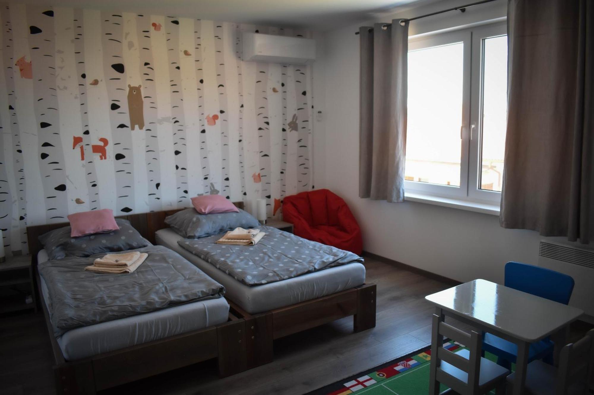 Apartmany Catalina Nesvady Zewnętrze zdjęcie