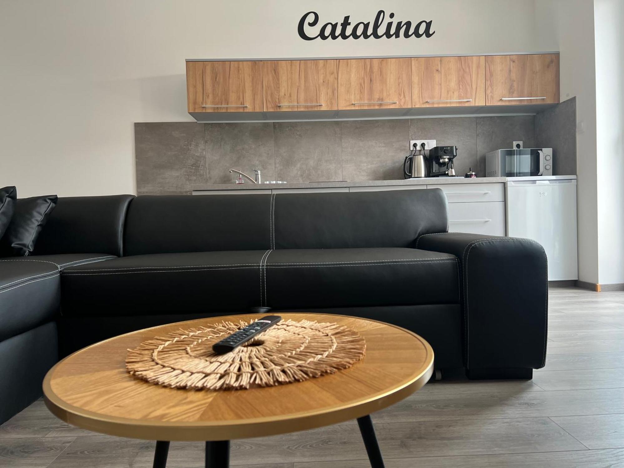 Apartmany Catalina Nesvady Zewnętrze zdjęcie