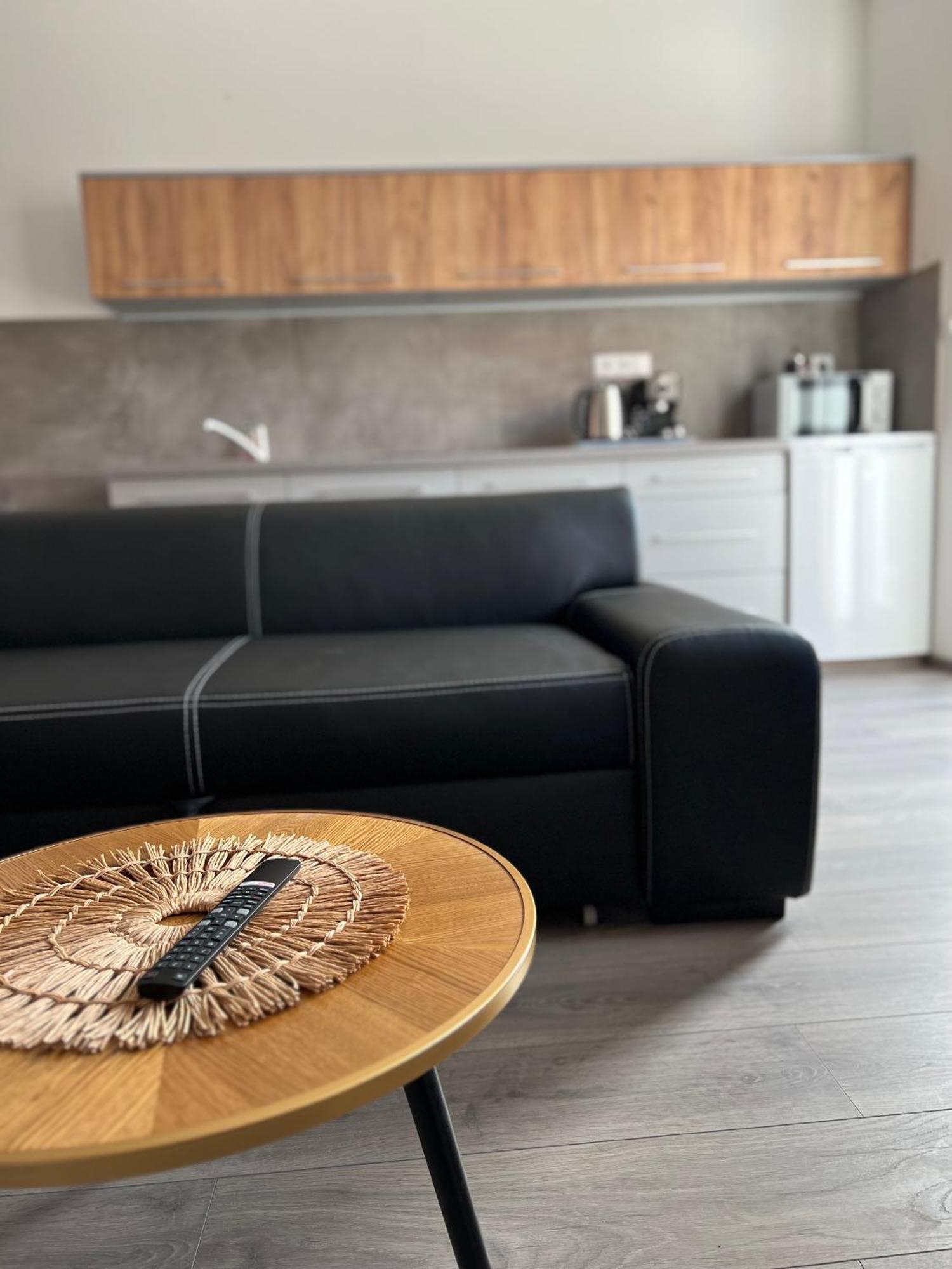 Apartmany Catalina Nesvady Zewnętrze zdjęcie