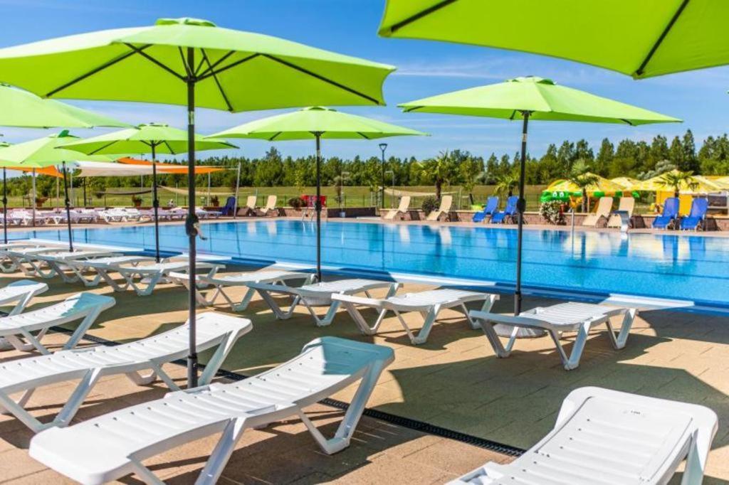 Apartmany Catalina Nesvady Zewnętrze zdjęcie