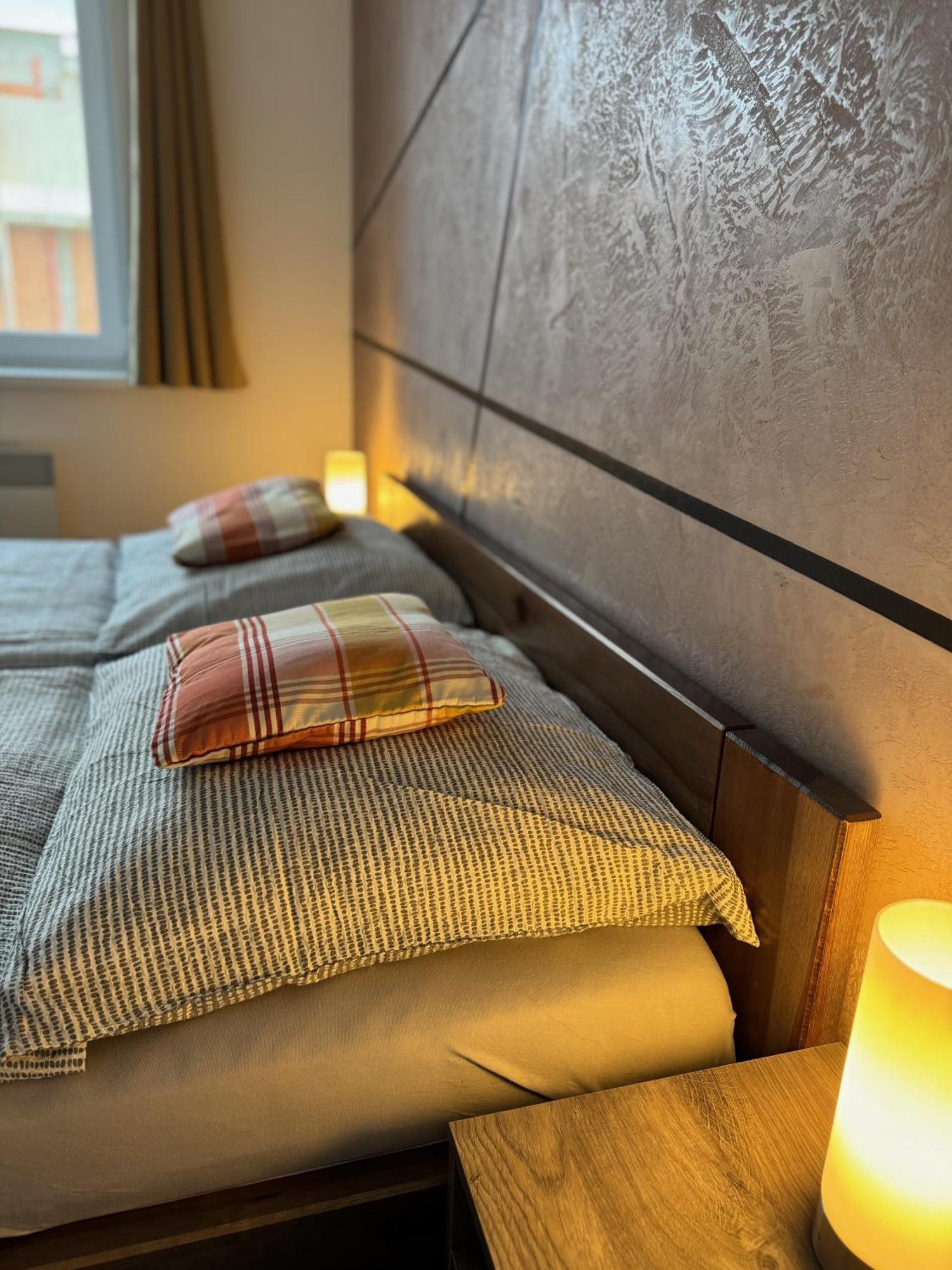 Apartmany Catalina Nesvady Zewnętrze zdjęcie